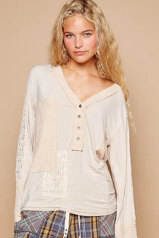 VNeckTopValkyriePOL V-Neck Long Sleeve Floral Contrast Top